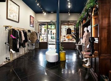 spain/madrid/shop/loue-tienda-de-bolsos-de-segunda-mano