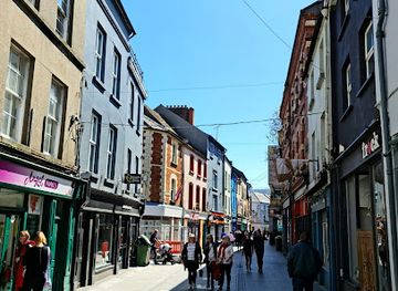 ireland/county-wexford/shop/shaws-department-stores-wexford