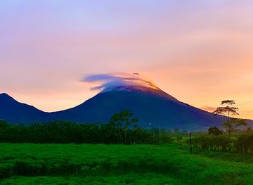 costa-rica/arenal-volcano-area/shop/souvenir-don-juan