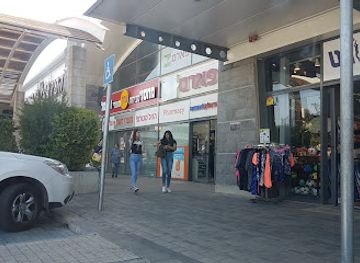 israel/galilee-region/shop/in-front-of-galilee-jordan-valley