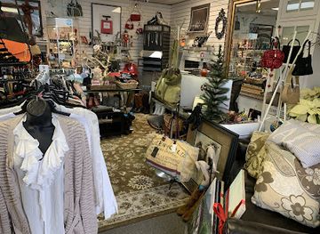 connecticut/southeastern-connecticut/shop/la-unique-boutique