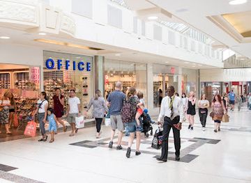 united-kingdom/buckinghamshire/shop/friars-square-shopping-centre