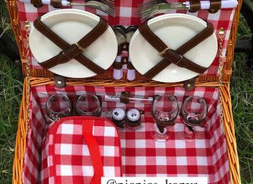 kenya/mount-kenya-national-park/shop/picnics-kenya