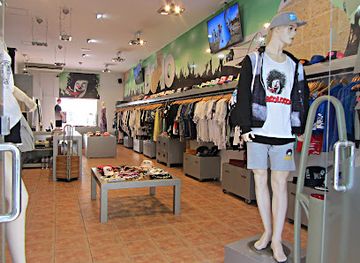 spain/ibiza/shop/dc10-ibiza-official-shop