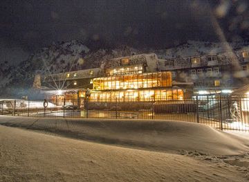utah/snowbird-ski-resort/shop/alta-peruvian-lodge