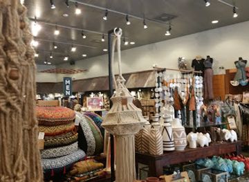 florida/destin-beach/shop/earthbound-trading-co