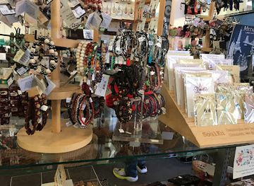 california/san-diego/shop/united-nations-international-gift-shop