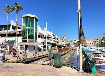 mexico/los-cabos/shop/plaza-bonita