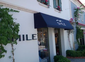 turkiye/cesme/shop/smile