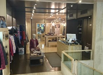 spain/granada/shop/v-o-version-original