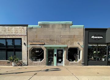 michigan/lansing/shop/jean-jean-vintage-llc