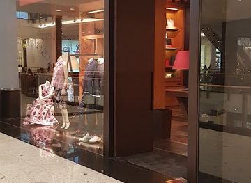 bahrain/manama/manama-city-center/shop/ch-carolina-herrera-bahrain-city-center-manama