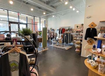 indiana/the-hoosier-national-forest/shop/lily-sparrow-boutique