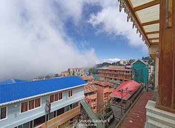 india/darjeeling/batasia-loop/shop/keventer-s
