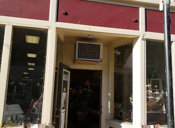 massachusetts/gloucester/shop/main-street-arts-antiques