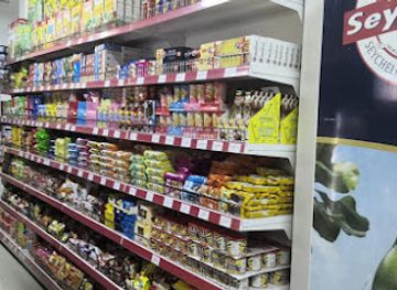 seychelles/praslin-island/shop/badhma-supermarket