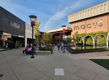 Stanford Shopping Center