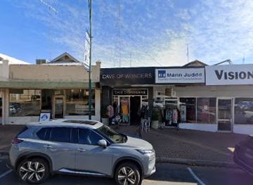 australia/riverland/shop/cave-of-wonders-the-secret-garden