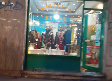 italy/turin/vanchiglia/shop/boutique-lo-scoiattolo