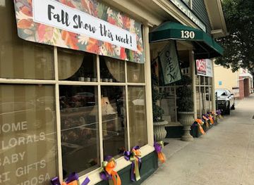 rhode-island/east-greenwich/shop/the-green-door