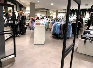 poland/szczecin/shop/stradivarius