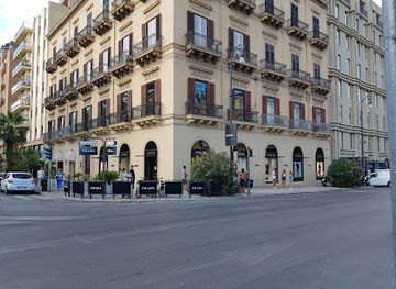 italy/palermo/shop/prada-palermo