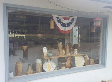 north-carolina/nantahala-national-forest/shop/handmade-pottery