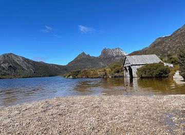australia/cradle-mountain-lake-st-clair-national-park/shop/dove-lake-boatshed