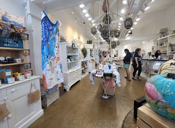 california/coronado/shop/crown-meets-sea