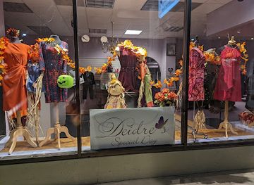 massachusetts/berkshires/shop/berkshire-common-shopping-center