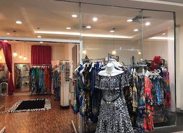 australia/cairns/port-douglas/shop/henley-collections