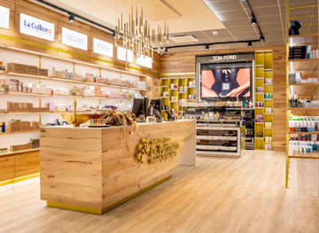 switzerland/grindelwald/shop/swiss-luxury-store-dr-portmann