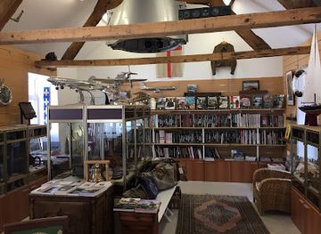 france/normandy-beaches/shop/fantastic-attic