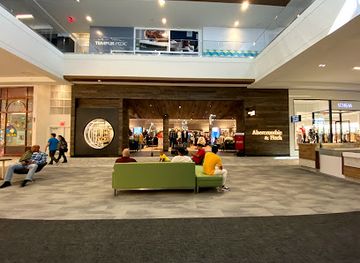 connecticut/norwalk/shop/abercrombie-fitch