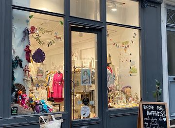 france/paris/shop/shopping-for-happiness