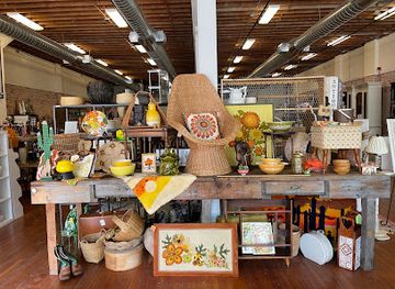 arizona/tucson/shop/sixth-avenue-antiques