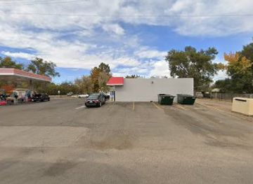 colorado/la-junta/shop/loaf-n-jug