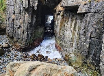 australia/tasman-peninsula/shop/remarkable-cave