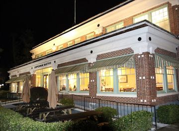 arkansas/lake-ouachita/shop/bathhouse-row-emporium