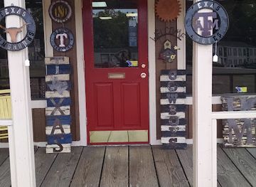 texas/piney-woods/shop/piney-woods-cottage