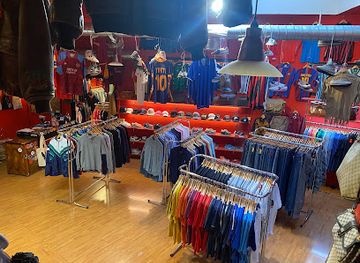 italy/via-francigena/shop/pifebo-vintage-shop-valeri