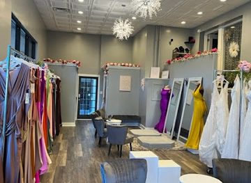 kentucky/fort-thomas/shop/uniquely-bold-bridal-formal-boutique