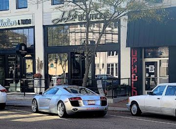 nebraska/grand-island/shop/uphold-fashion