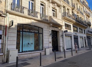 france/marseille/la-corniche/shop/louis-vuitton