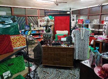 samoa/papaseea-sliding-rocks/shop/plantation-house