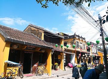 vietnam/hoi-an-ancient-town/shop/souvenir-hoi-an-shop