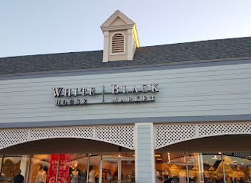 michigan/central-michigan/shop/tanger-outlets-howell