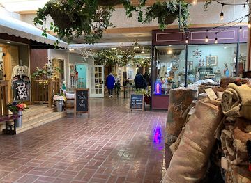 wisconsin/lake-geneva/shop/the-market-of-lake-geneva