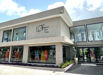 ghana/accra/cantonments/shop/the-lotte