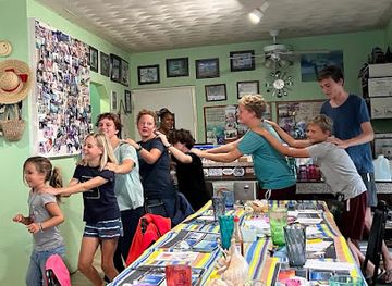 the-bahamas/crooked-island/shop/gibson-s-restaurant-2